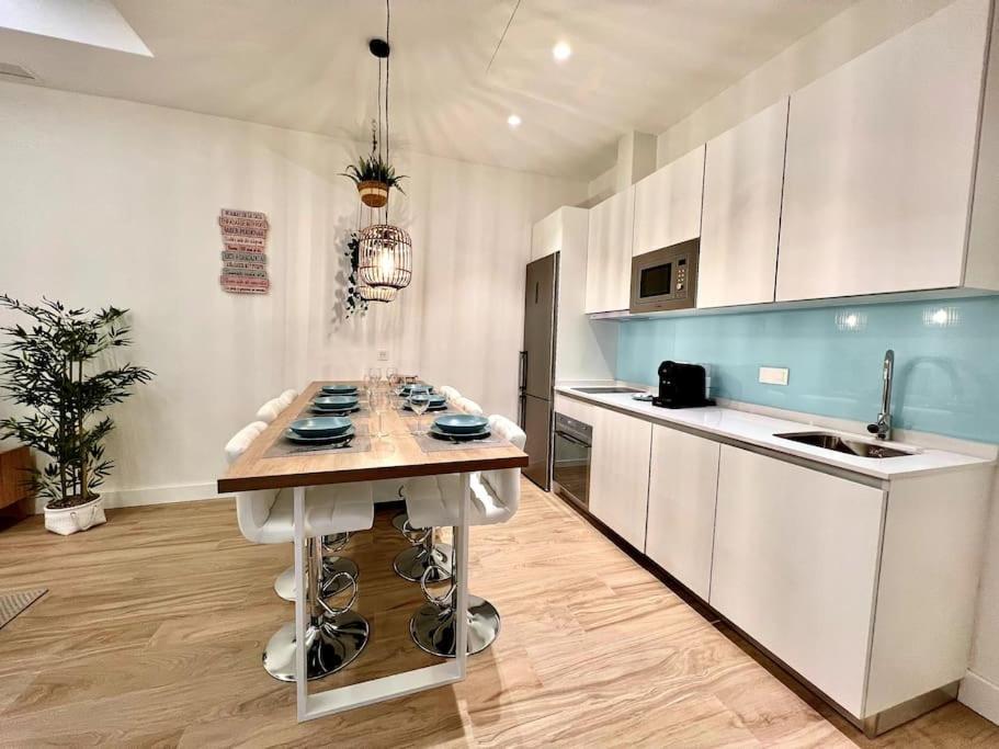 Appartement Auxiliadora Luxury à Séville Extérieur photo